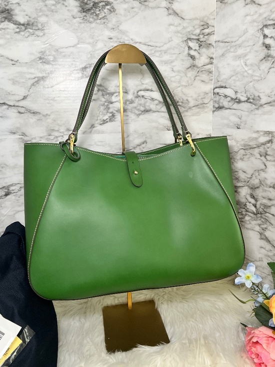 Dooney & Bourke Handbags - Dooney Bourke Alto Camilla Large